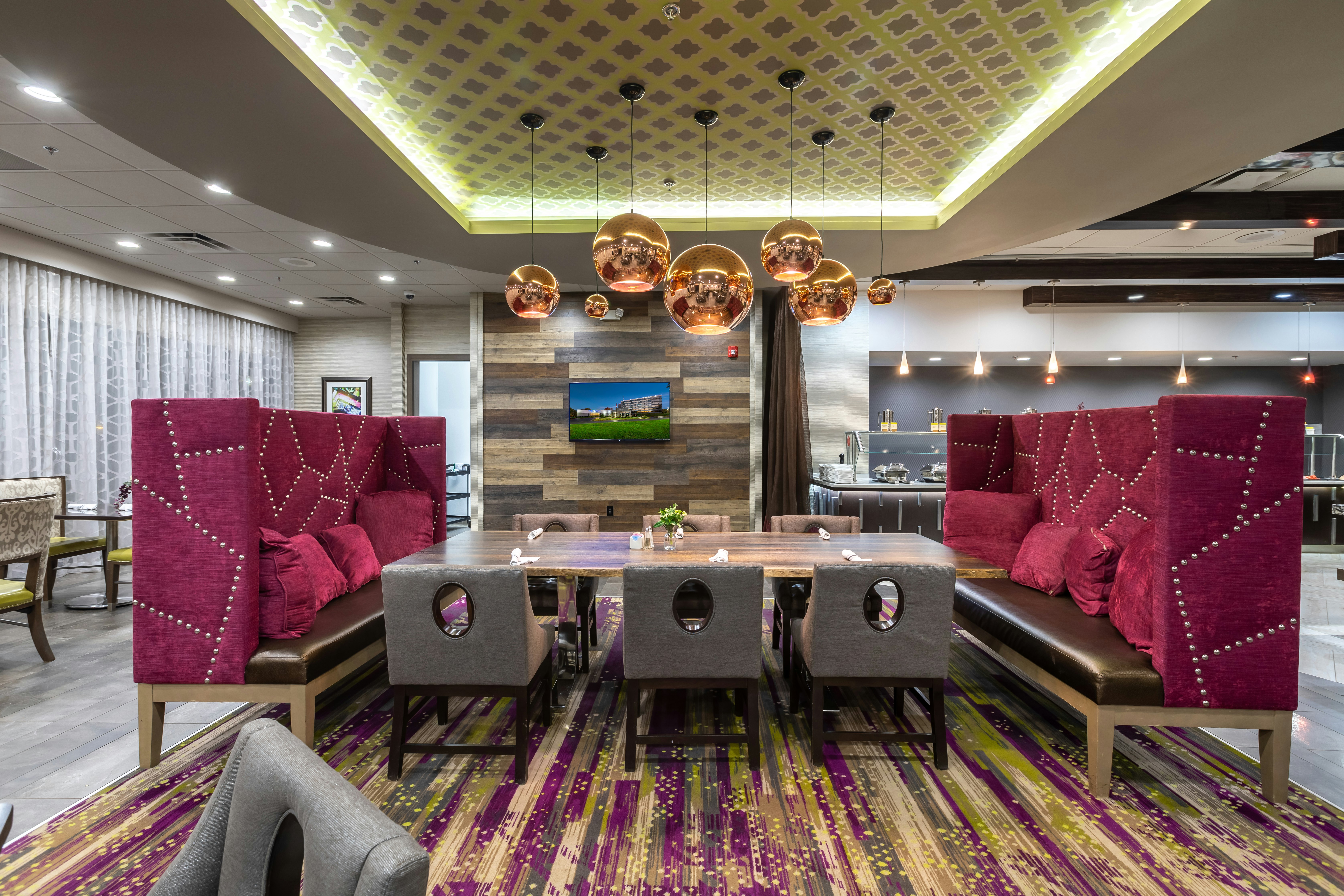 Doubletree By Hilton Hotel Winston Salem - University 33/55