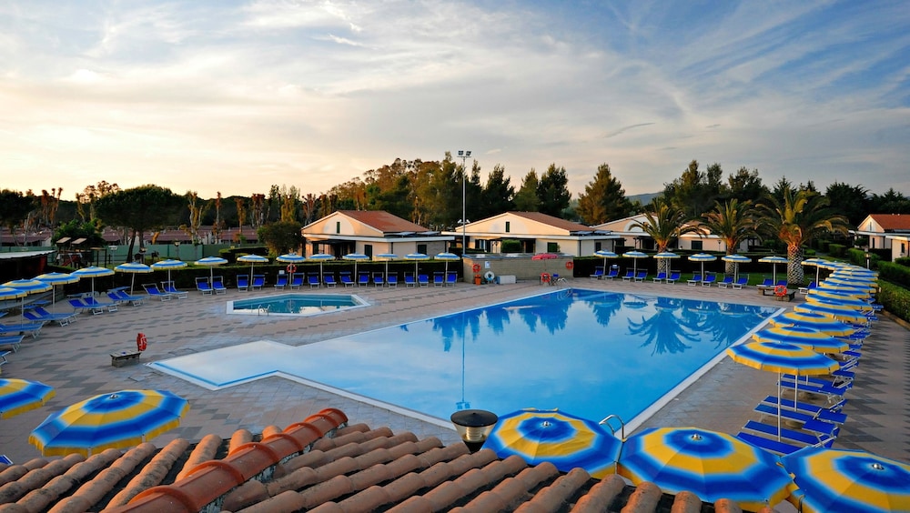 Villaggio Turistico Residence La Cecinella 13/77