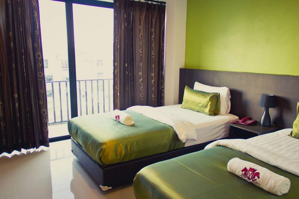 Chada Veranda Hotel 35/56