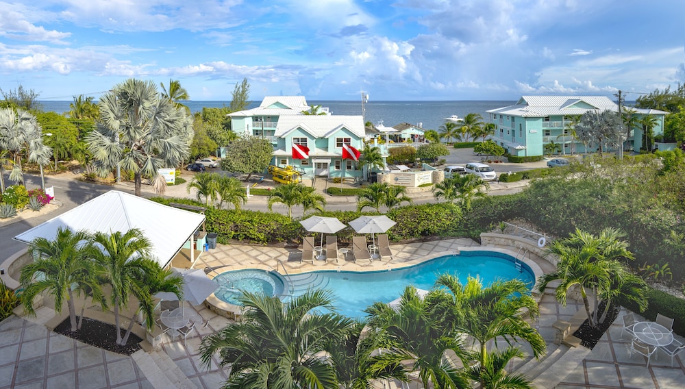 Compass Point Dive Resort 41/50