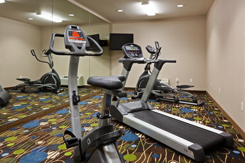 Holiday Inn Express Hotel And Suites Antigo 37/61