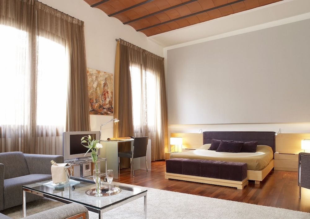 Mercer Boria Bcn 32/70