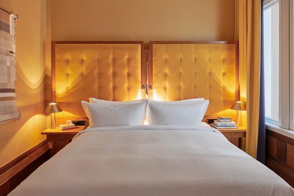 Harper, Suite, King Bed