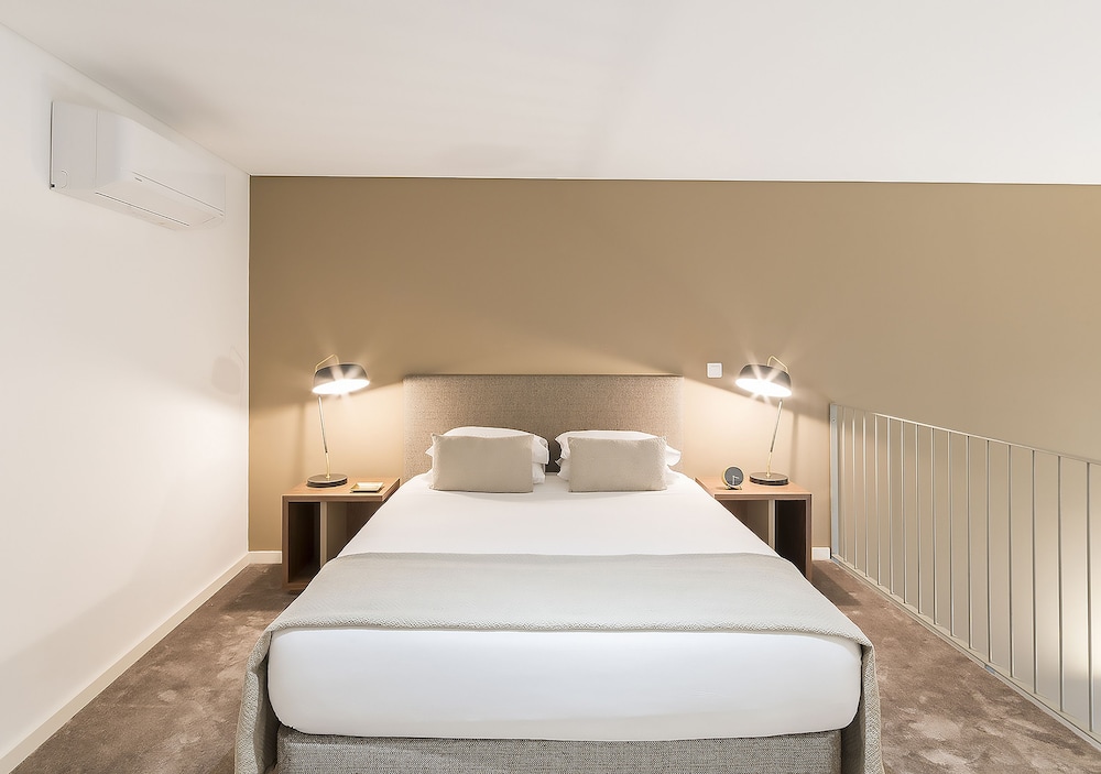 1 BEDROOM, LOFT, PREMIUM, CITY VIEW, POOL ACCESS