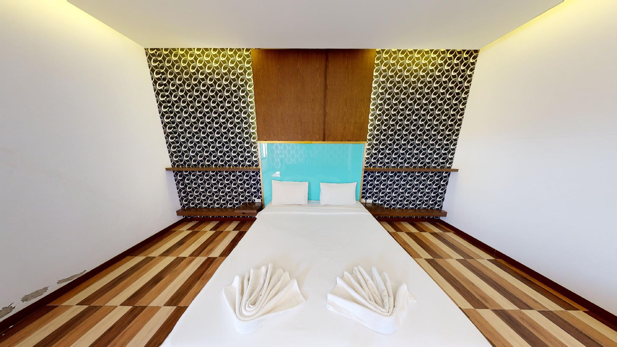 Get Link Hip Hua Hin Hotel 12/43