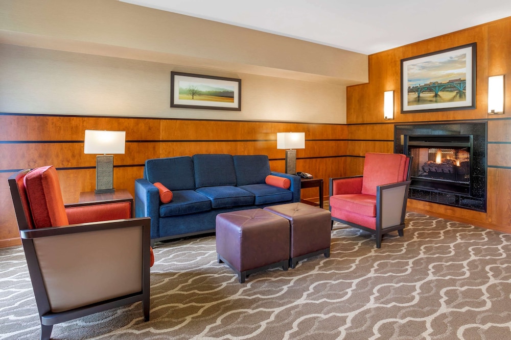 Comfort Suites Knoxville North 31/45