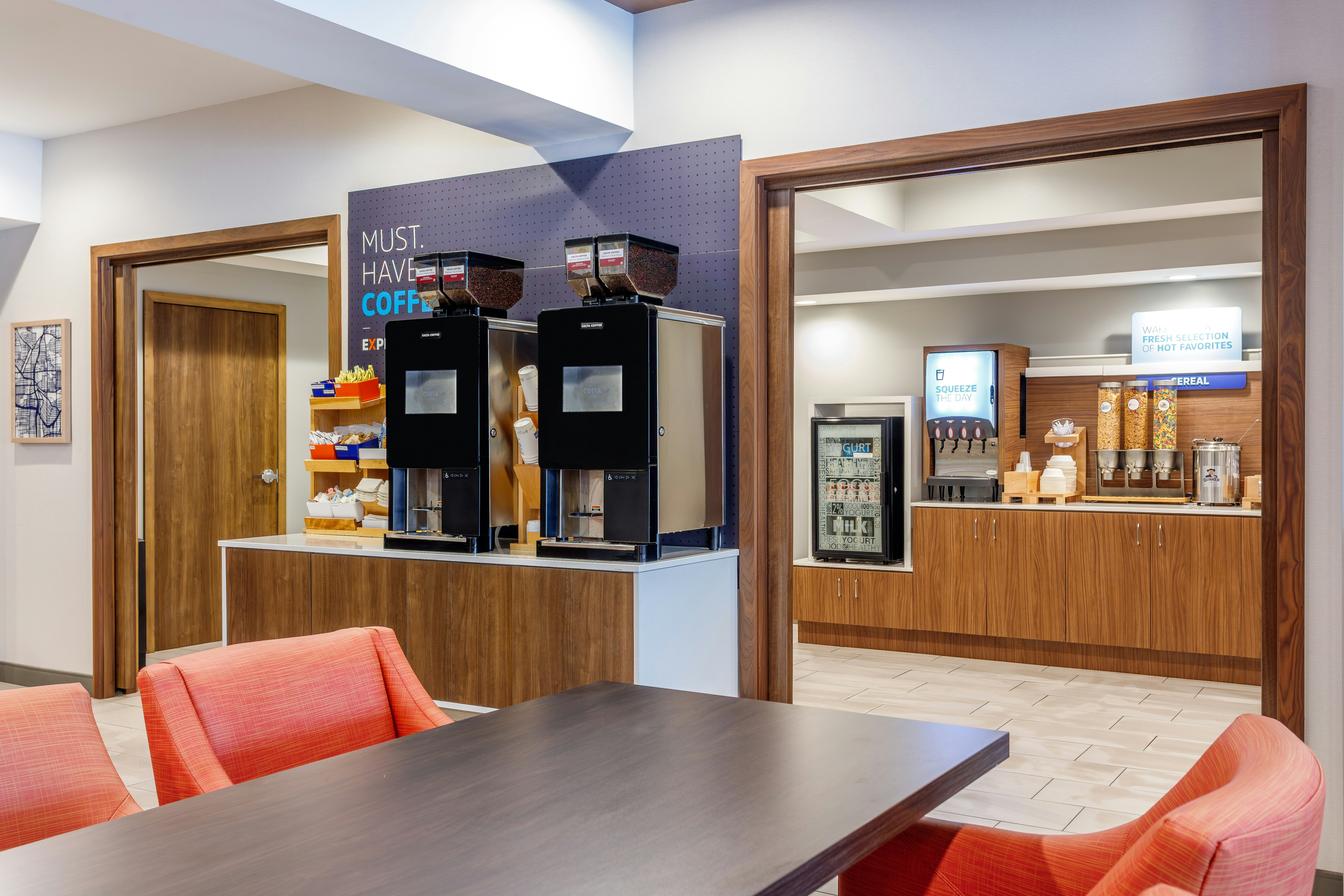Holiday Inn Express Hotel And Suites Lancaster 58/72