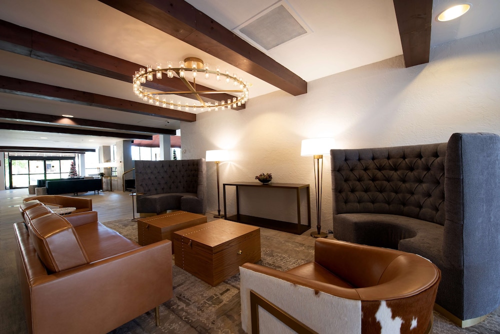 DoubleTree by Hilton Hotel Tucson - Reid Park 30/56