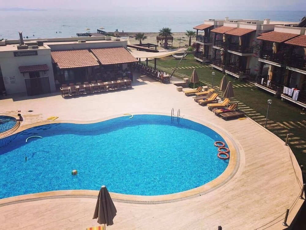 Silvanus Hotel 69/71