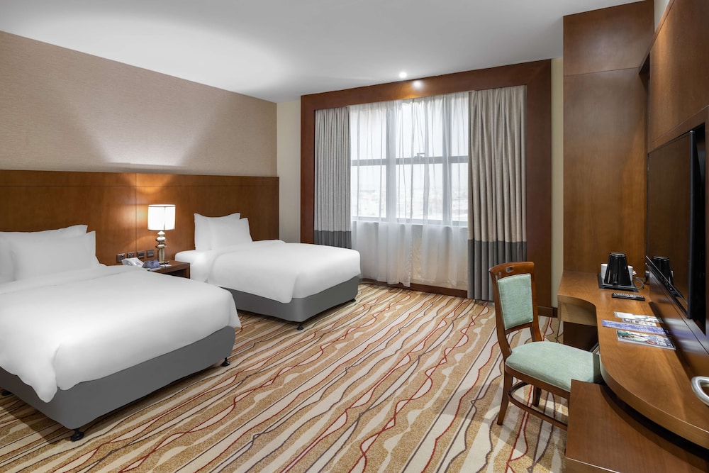 فندق راديسون بلو - بريدة(Radisson Blu Hotel Buraidah) 25/75