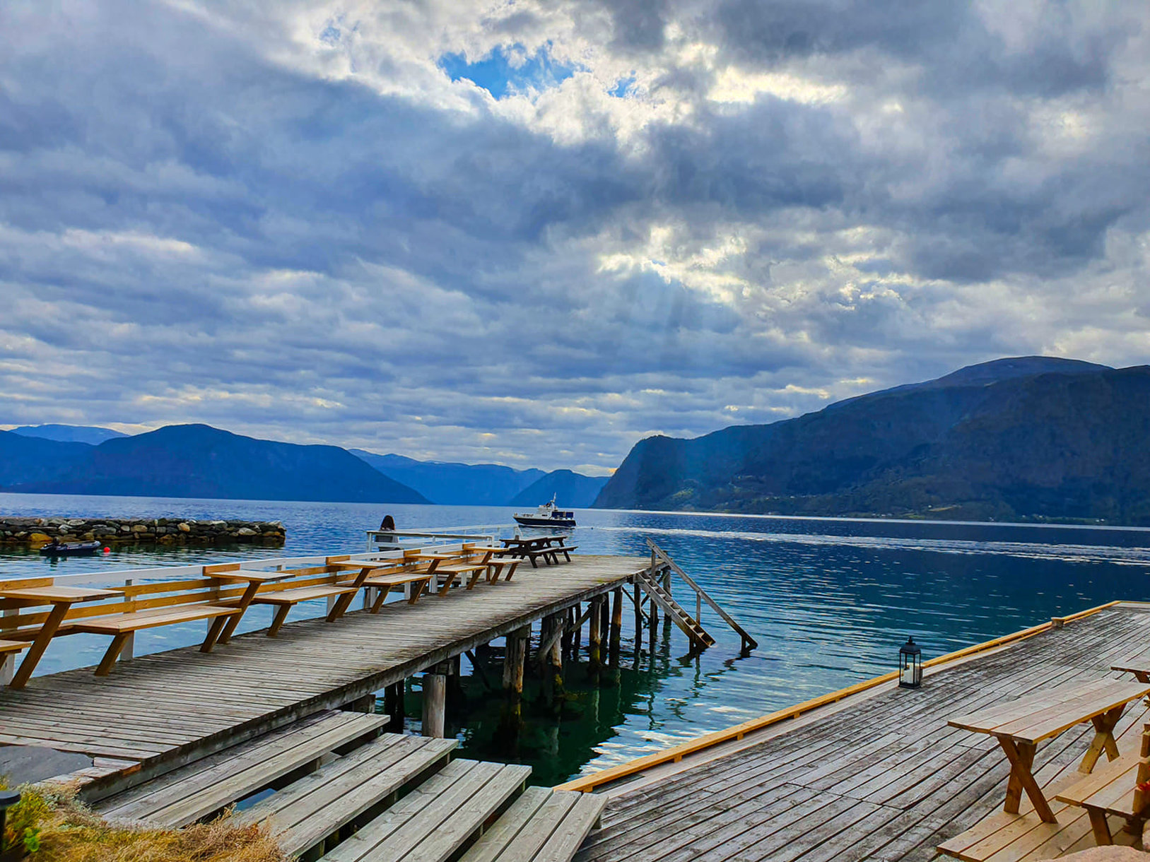 Leikanger Fjordhotel 23/30
