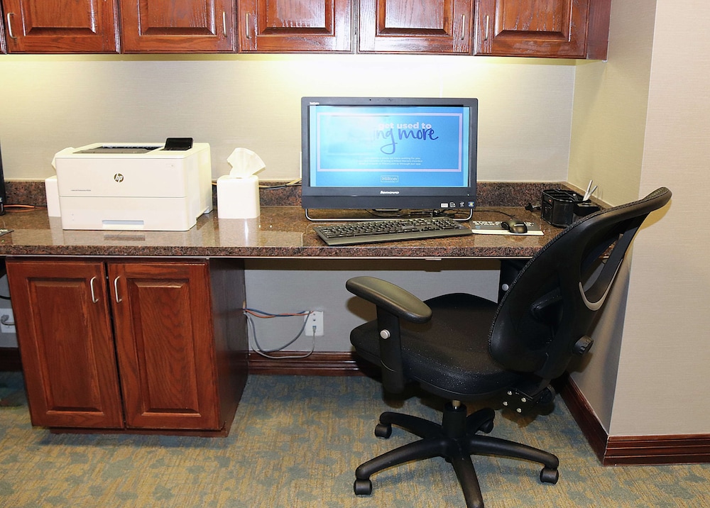 Hampton Inn And Suites Stephenville 36/40