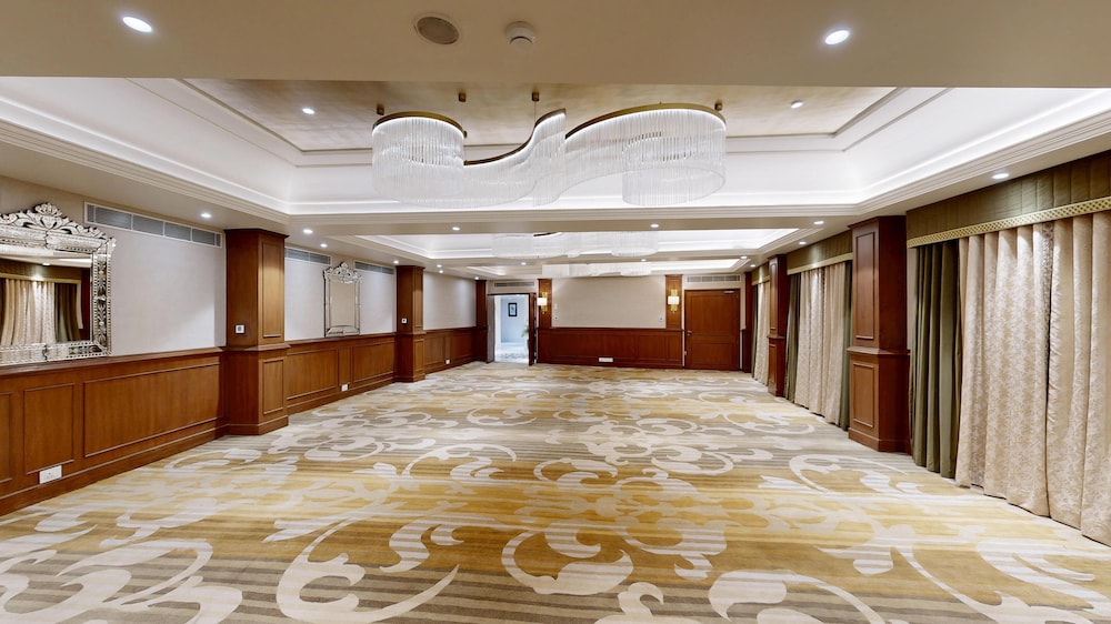Namah Nainital, a member of Radisson Individuals Retreats 8/50