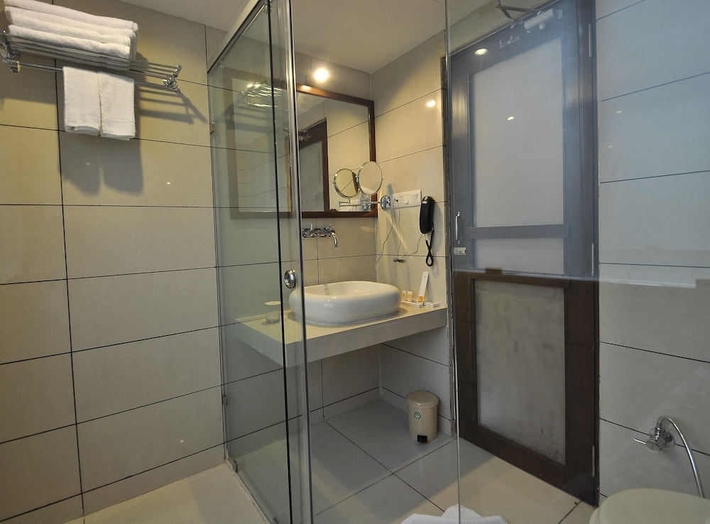 HOTEL LE GRANDE RESIDENCY 31/31