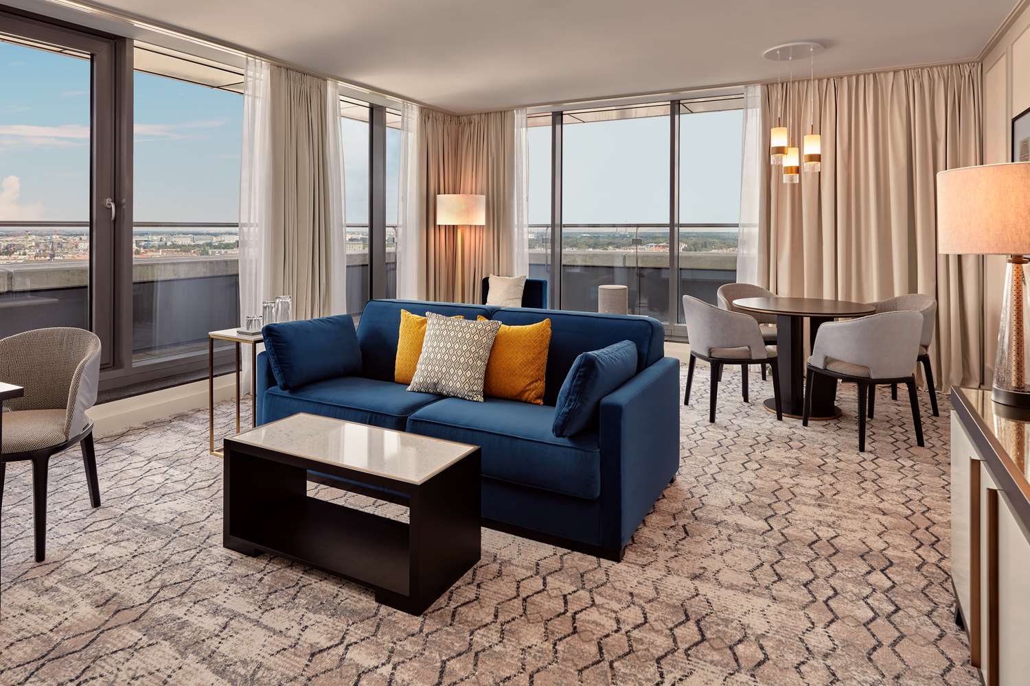 1 Bedroom, Penthouse Suite, King Bed, Panoramic View
