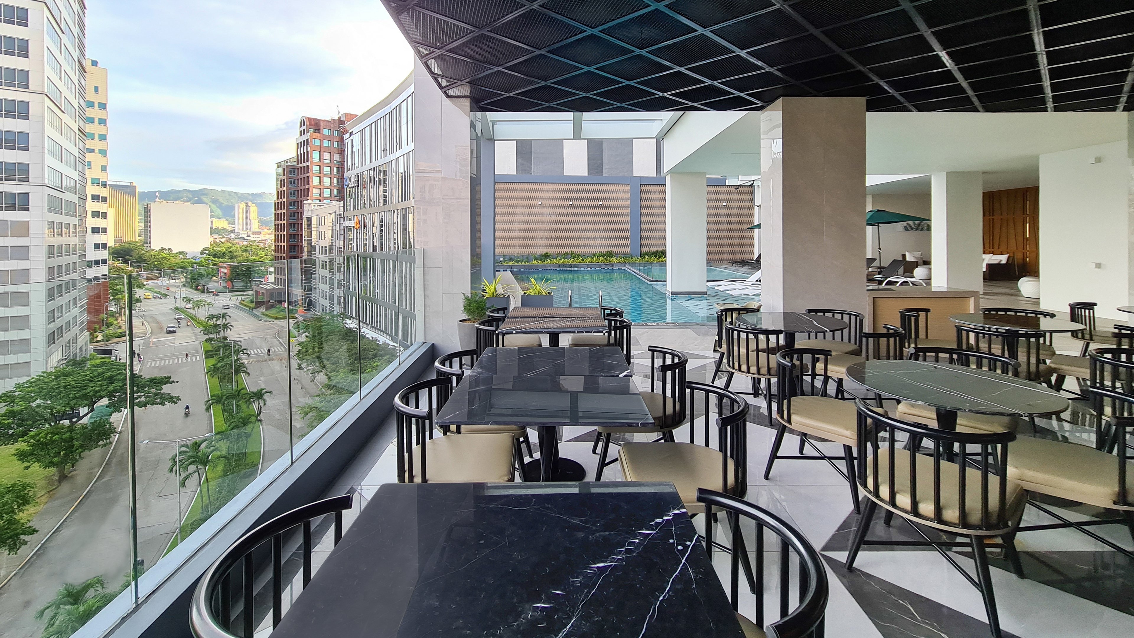 Holiday Inn CEBU CITY 59/69