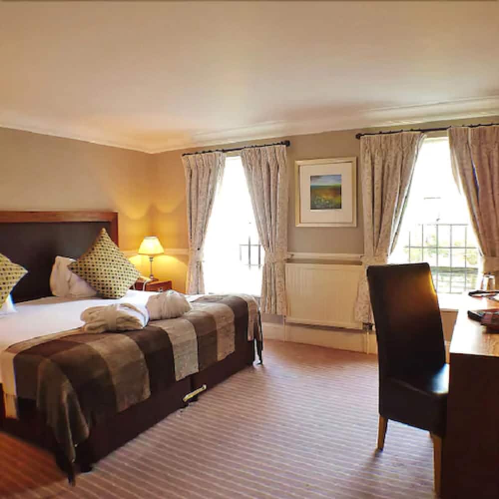 Hatton Court Hotel 14/48
