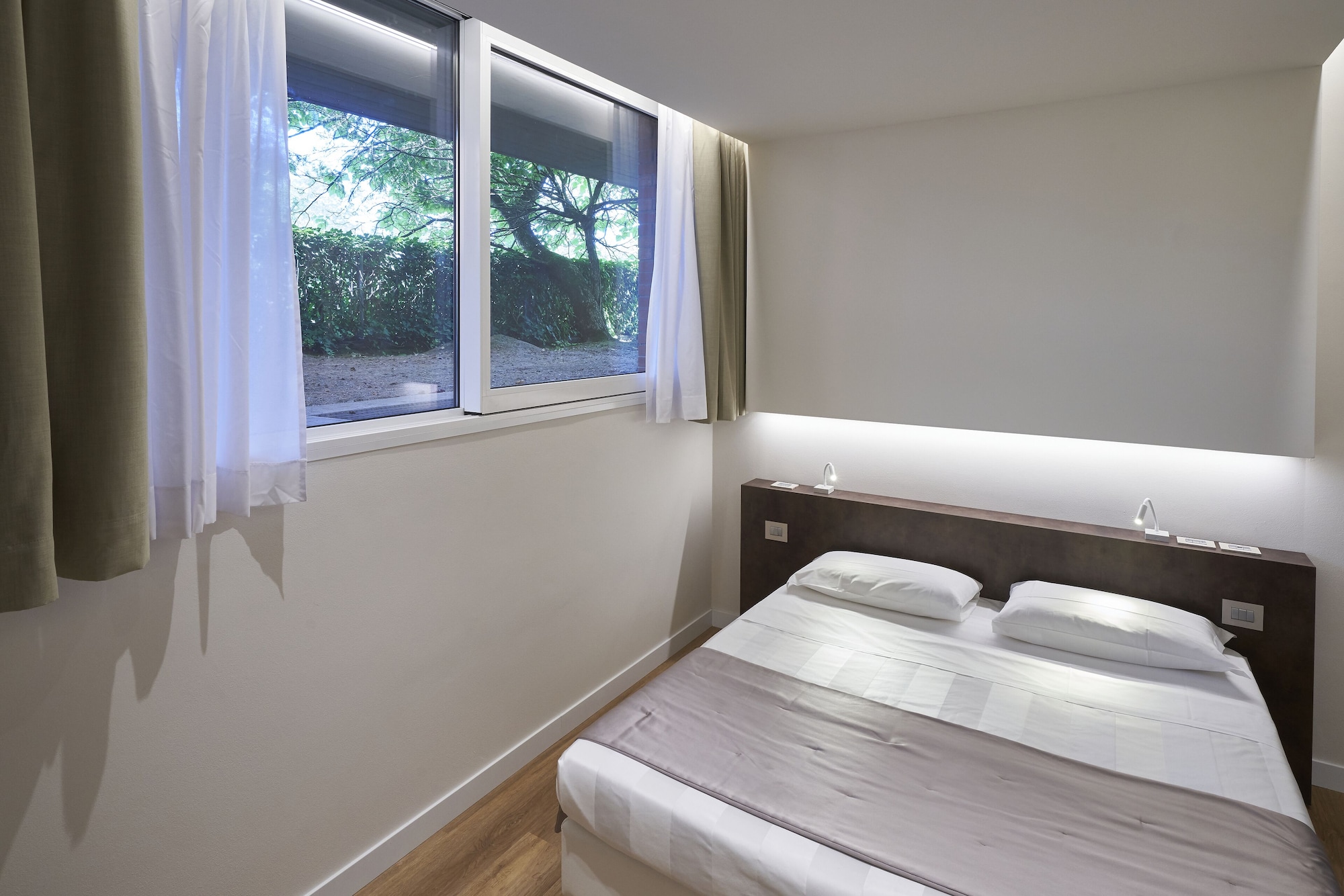 Smart, Double Bed