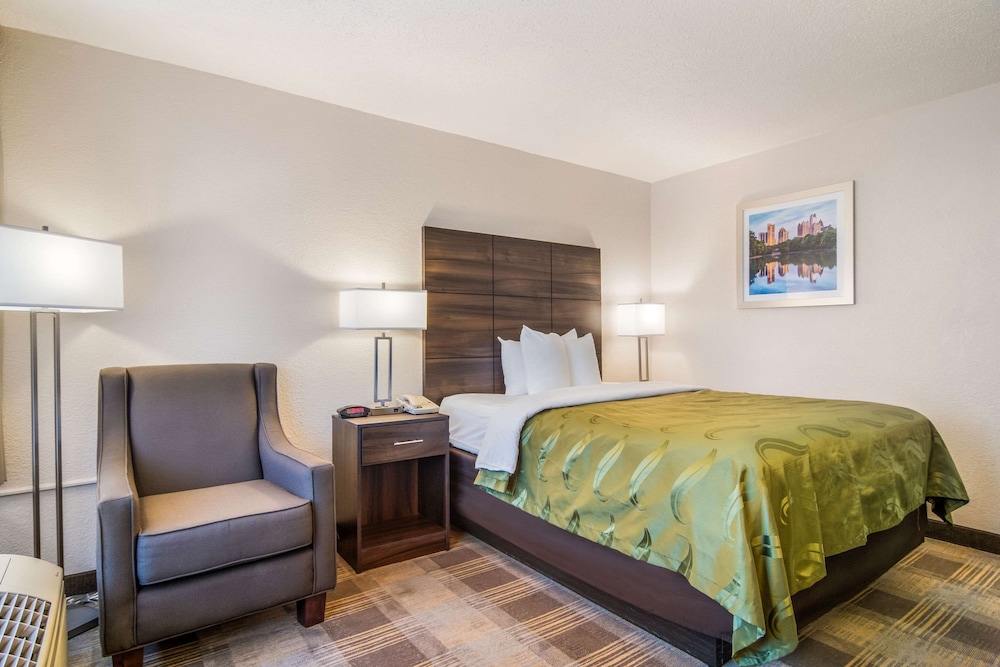 Quality Inn Suwanee I-85 20/39