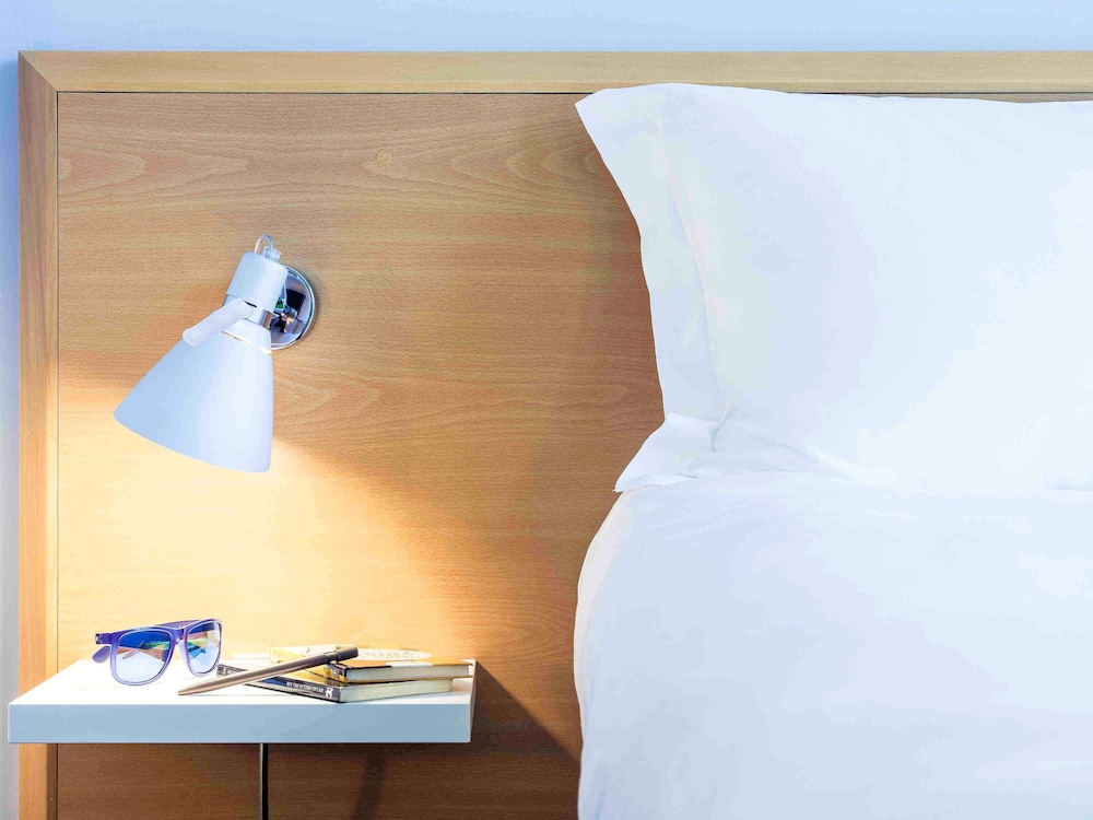 IBIS STYLES NAPOLI GARIBALDI 26/66