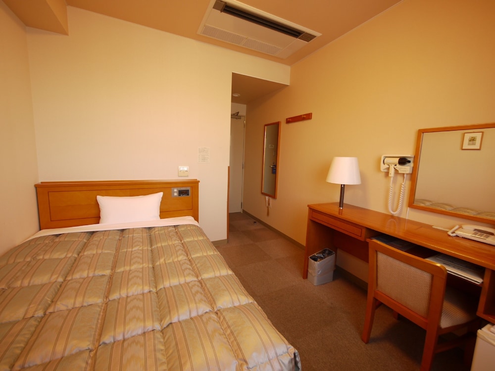 Hotel Route-Inn Yonezawa Ekihigashi 6/27