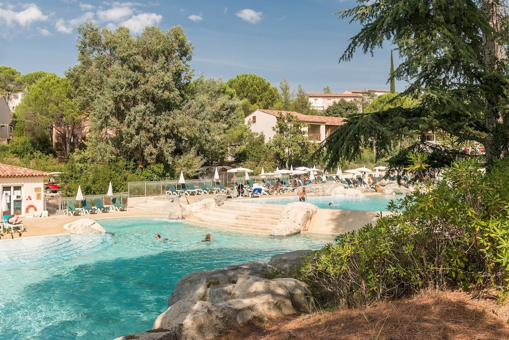 SOWELL HOTELS Ardeche 39/50