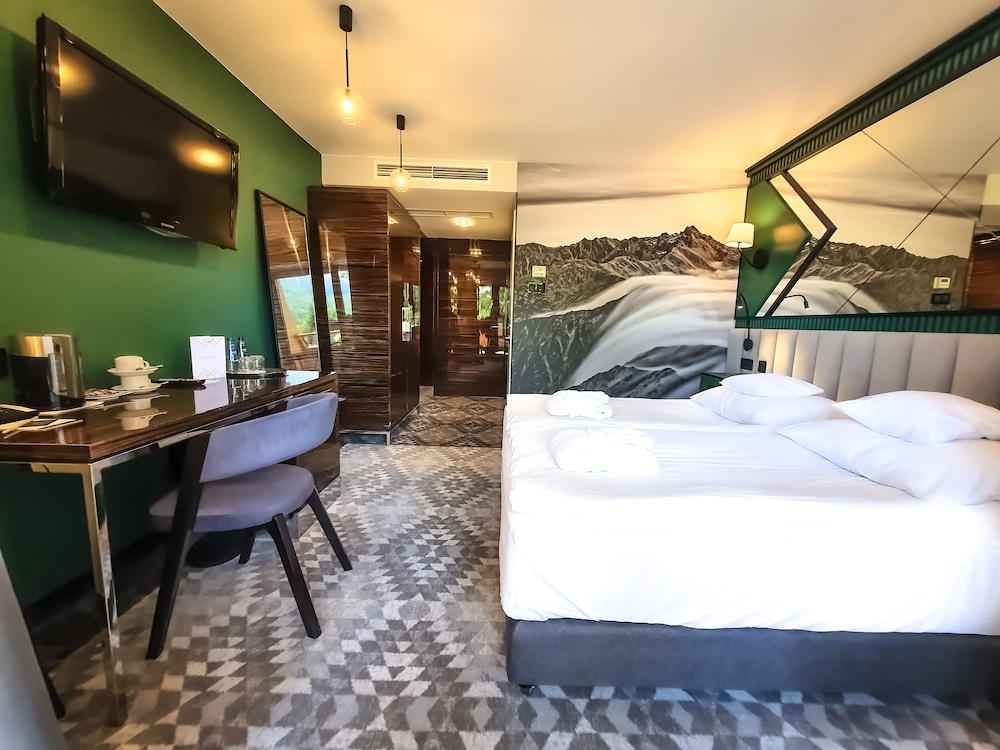 Hotel Rysy 26/84
