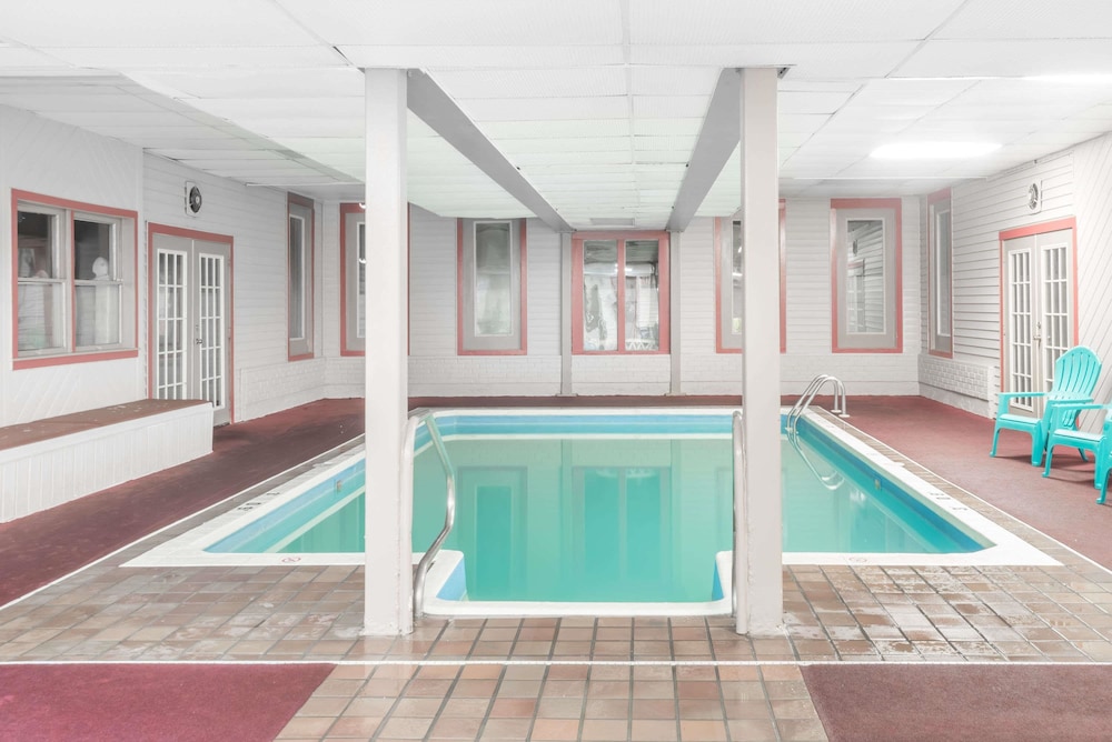Ramada by Wyndham Groton 35/58