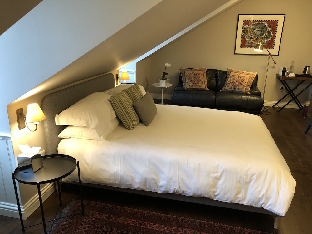 Sheridan Guest House 11/50