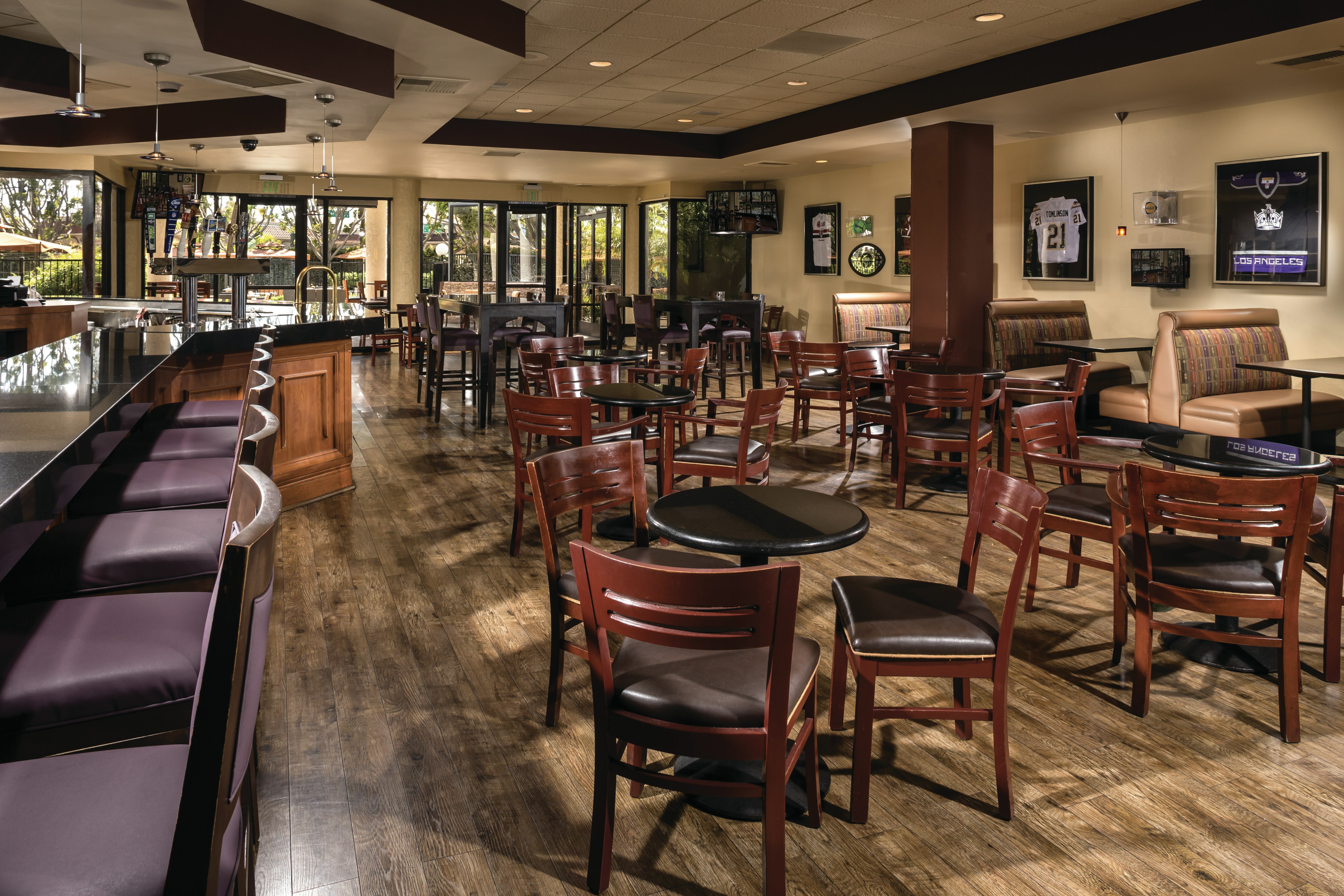 DoubleTree by Hilton Hotel Carson CA 53/84