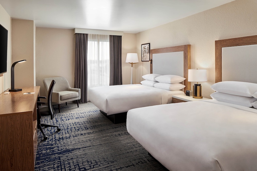 Sheraton Richmond Airport Hotel 11/54