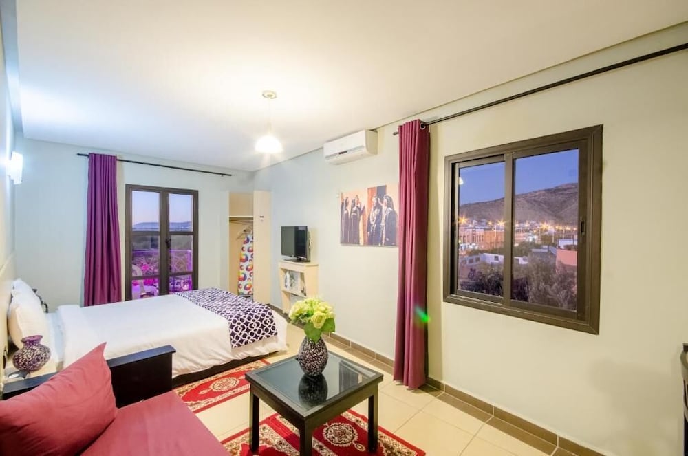 Hotel Inou 24/50