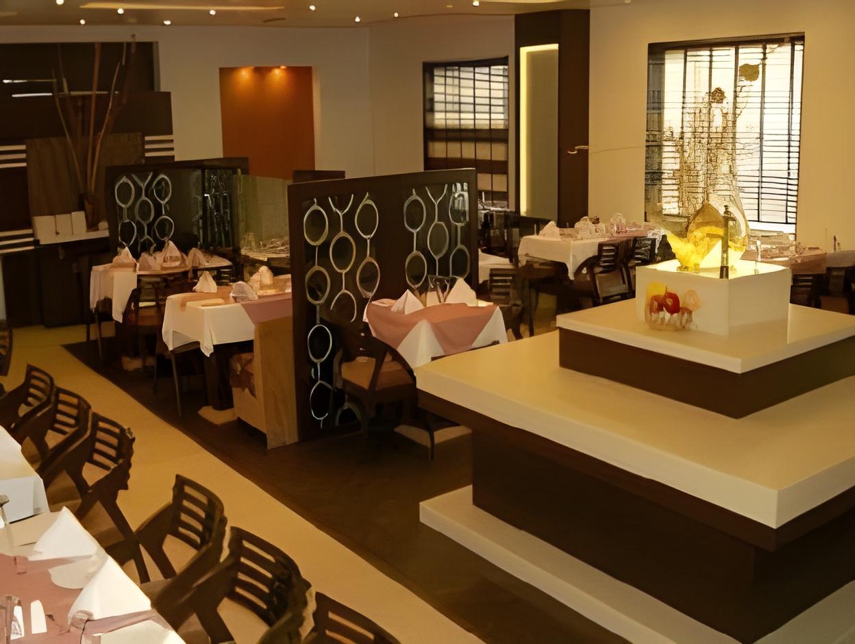 Hotel Royale Ambience 19/32