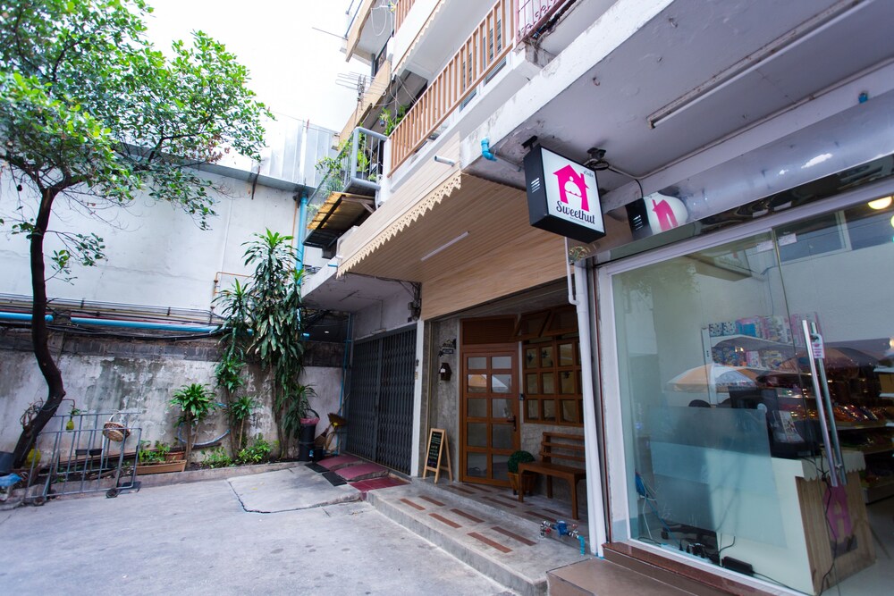 Les Fleurs Bangkok Hostel 8/49