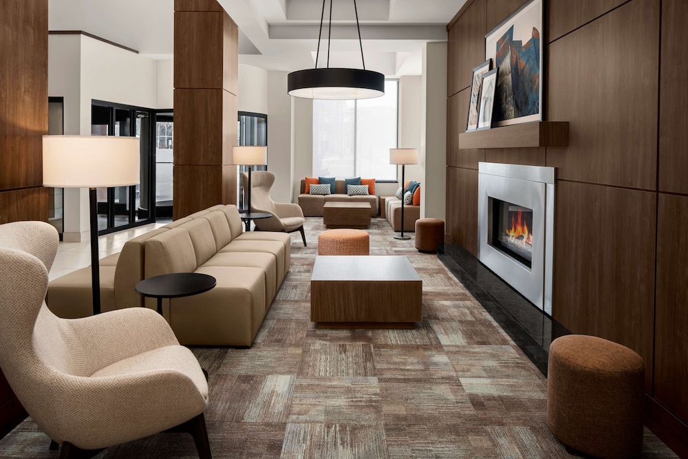 Hilton Garden Inn Minneapolis Downtown 34/56