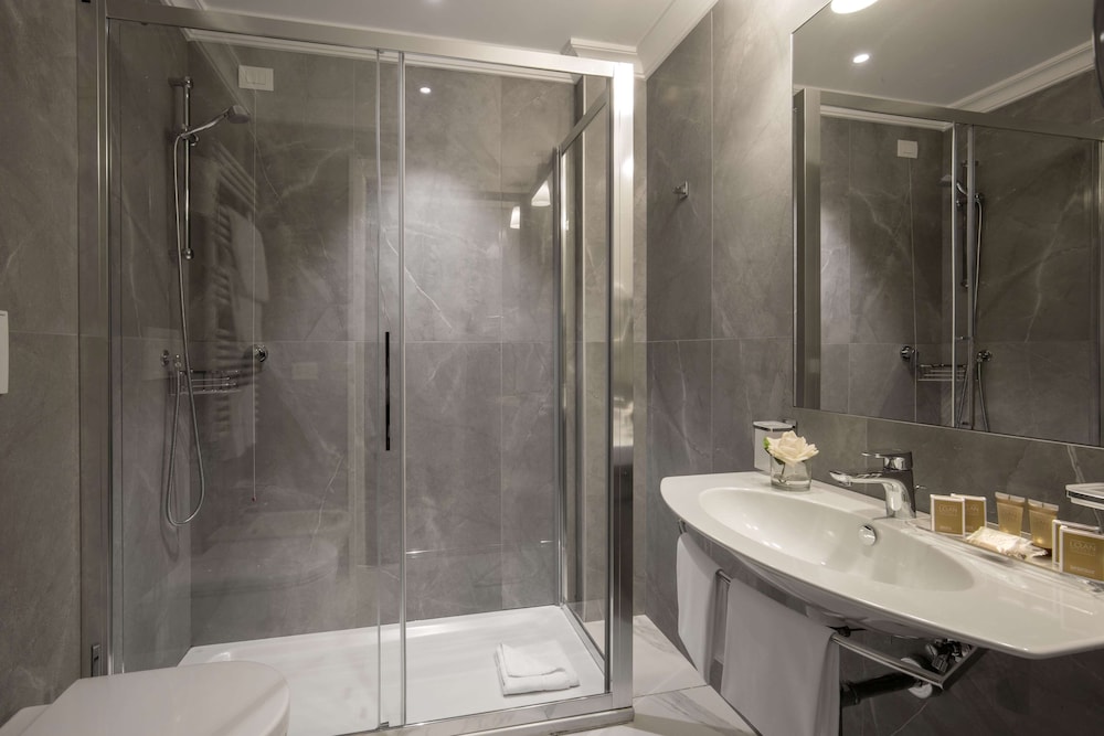 Hotel Shangri-La Roma 12/60