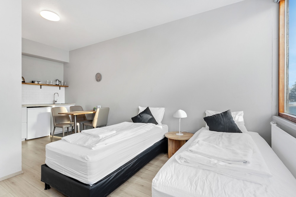 ICELAND COMFORT APARTMENTS 31/68