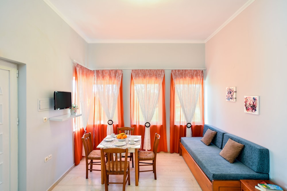Poseidon Apartments 28/48