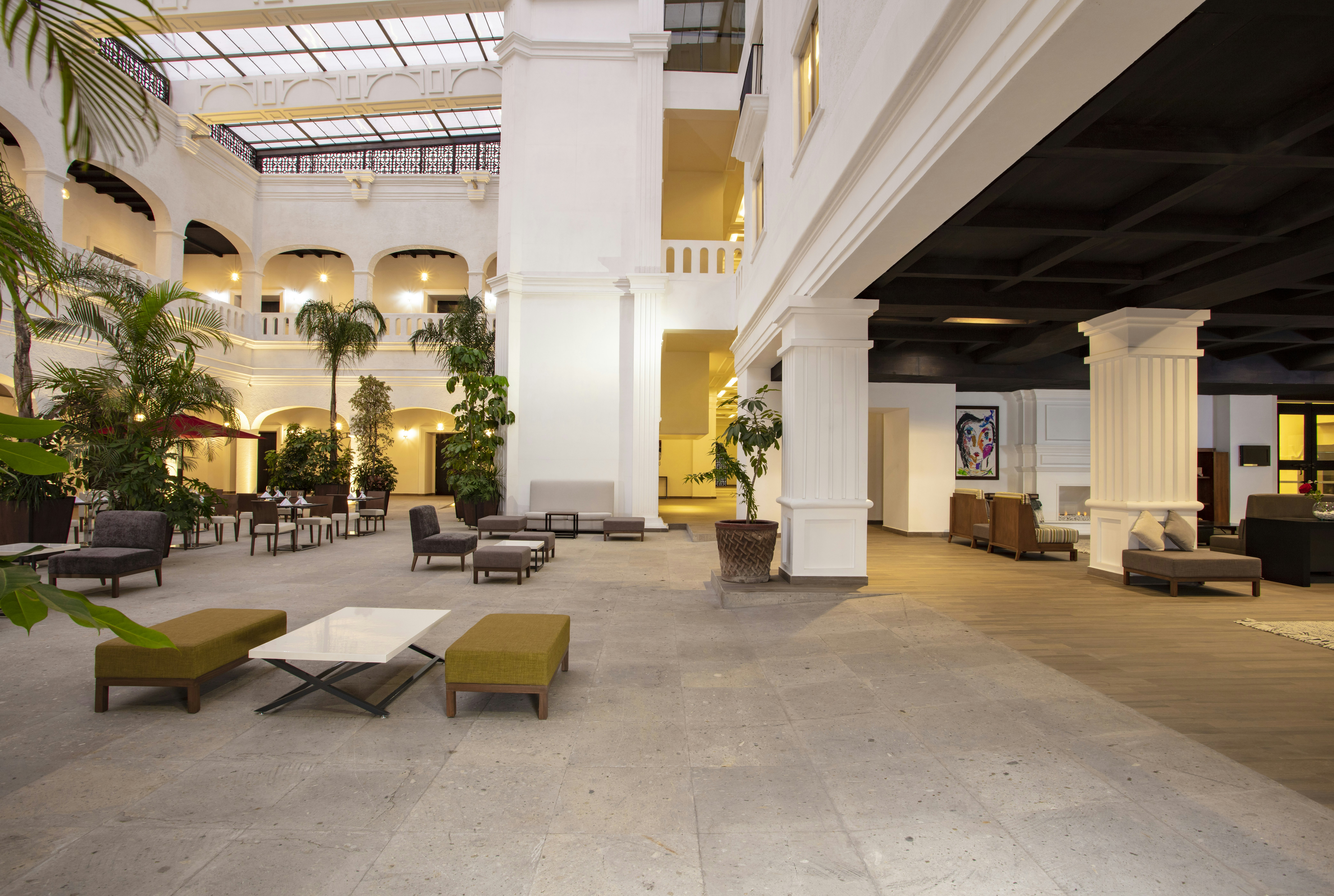 DoubleTree by Hilton Toluca 12/80