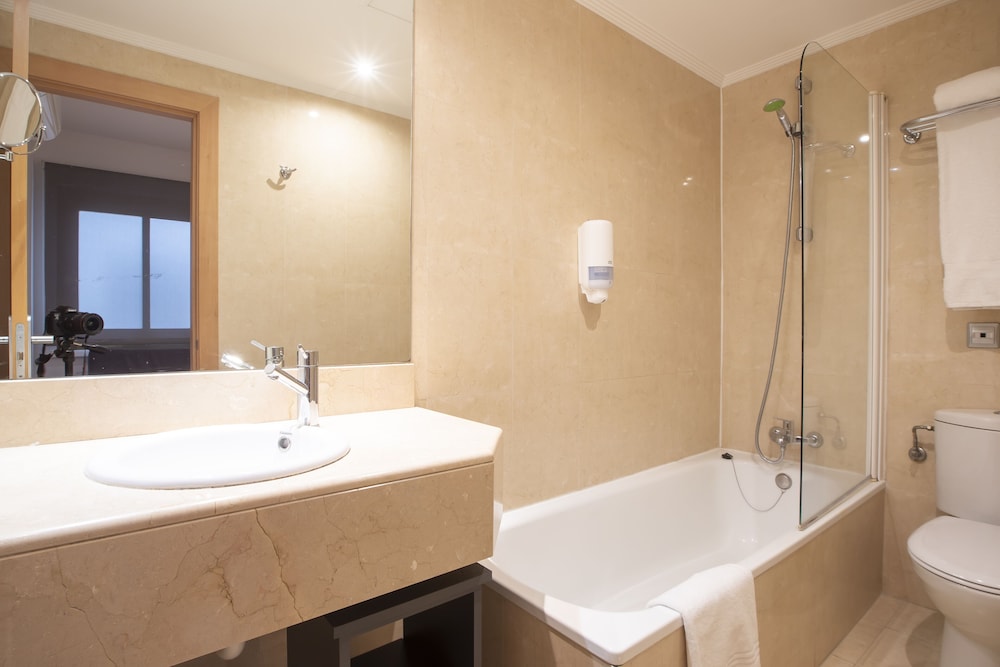 Hotel Sancho Ramirez Formerly Tryp Sancho Ramirez 18/59
