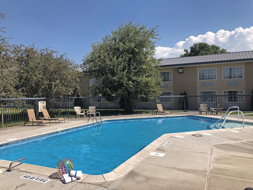 FairBridge Extended Stay a Kitchenette Hotel 3/44
