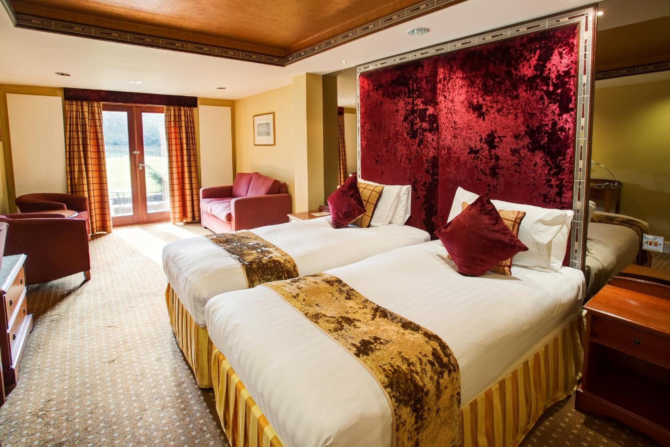 Suite, Garden View, Best Western Plus Grim's Dyke Hotel 4/7