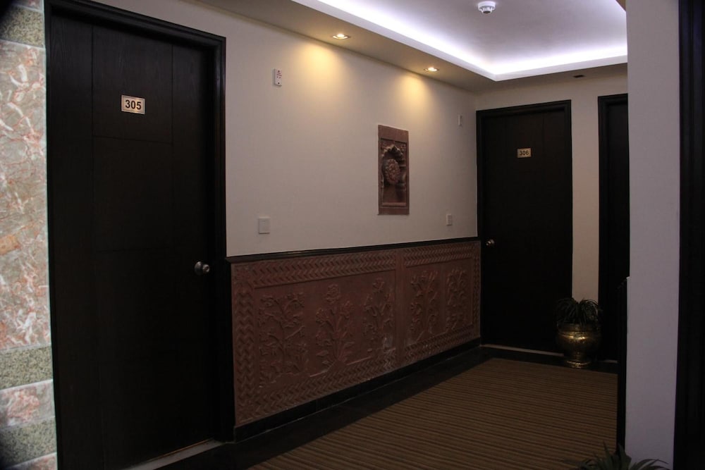 Lords Eco Inn Gandhidham 2/23