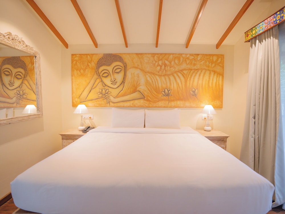 Leela Cottages 24/53