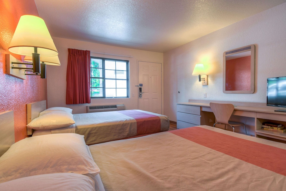 Motel6 San Dimas, CA - Los Angeles 20/46