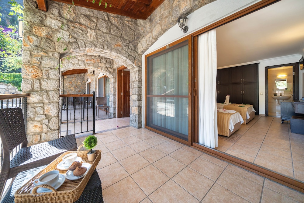 Ata Lagoon Beach Hotel 29/50