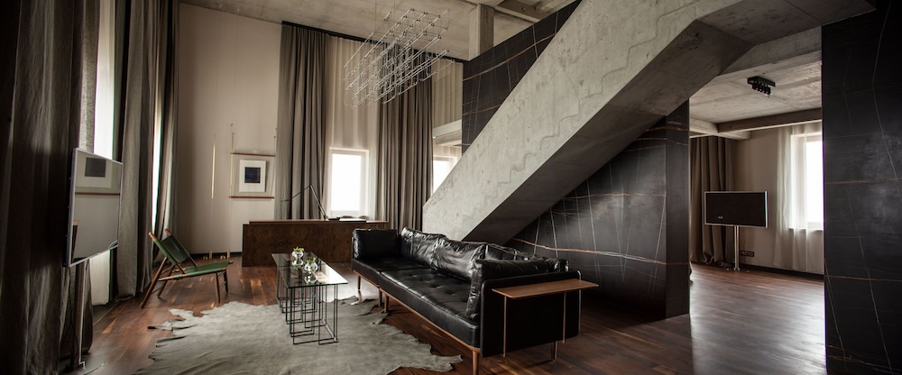 Hotel Warszawa 52/70