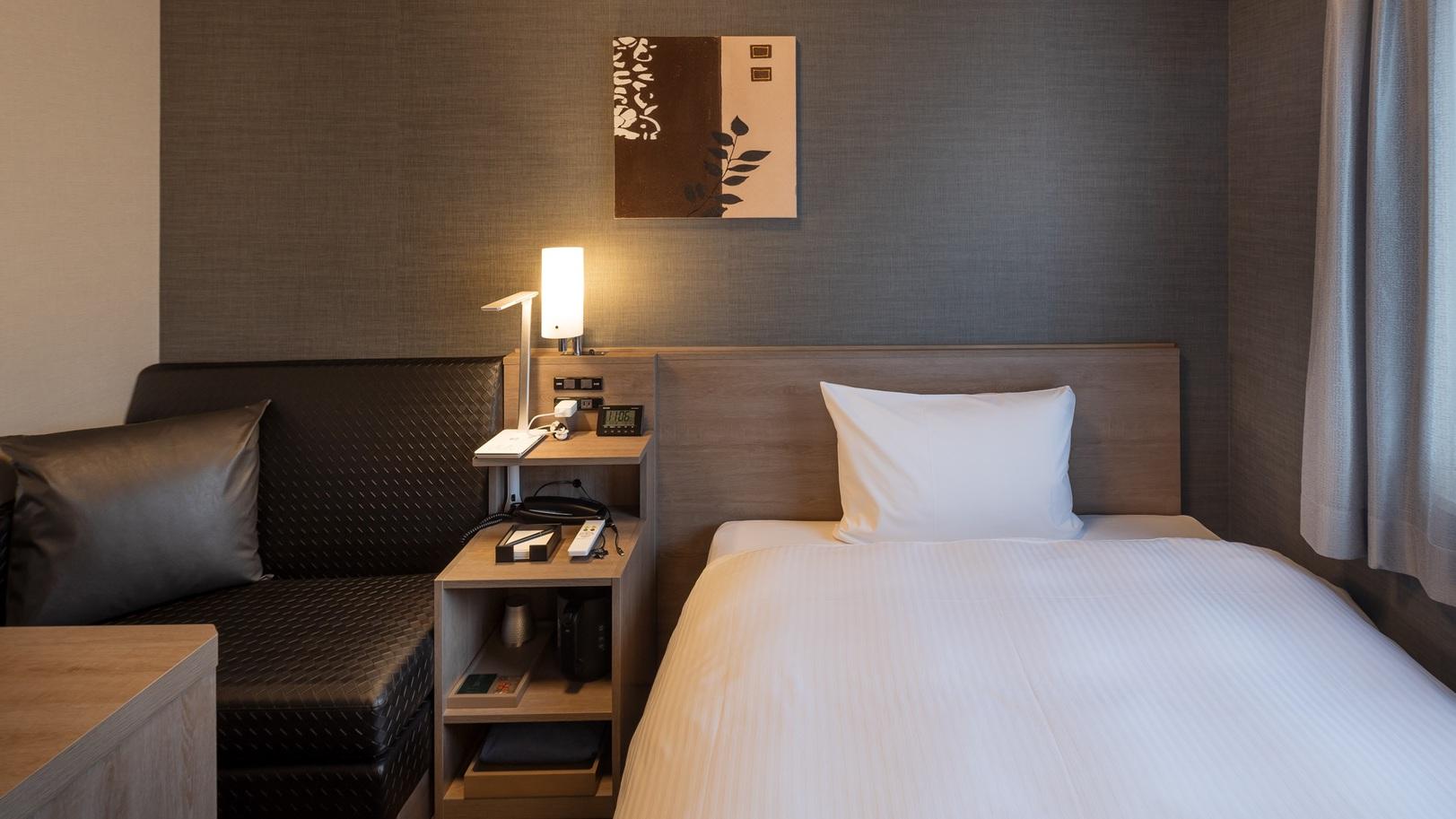 Room, Single, Electronic Cigarette Only, Smoking