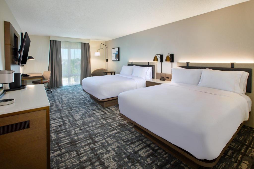 Hospitality, Suite