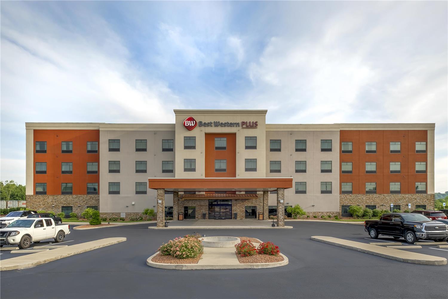 Best Western Plus Elizabethtown Inn & Suites 2/32